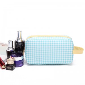 Wholesale Small Grid Cosmetic Bag Airline Gift Pouch for Makeup OEM factory