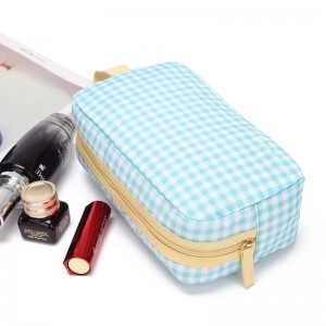 Wholesale Small Grid Cosmetic Bag Airline Gift Pouch for Makeup OEM factory